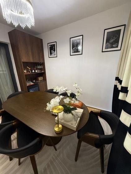 Apartament cu 3 camere decomandat, mobilat în Aviației