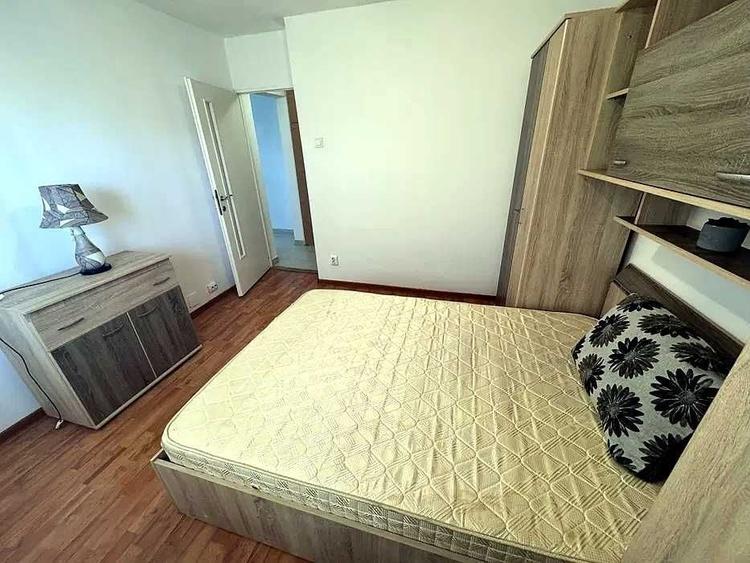 Apartament cu 2 camere decomandat în Tolstoi