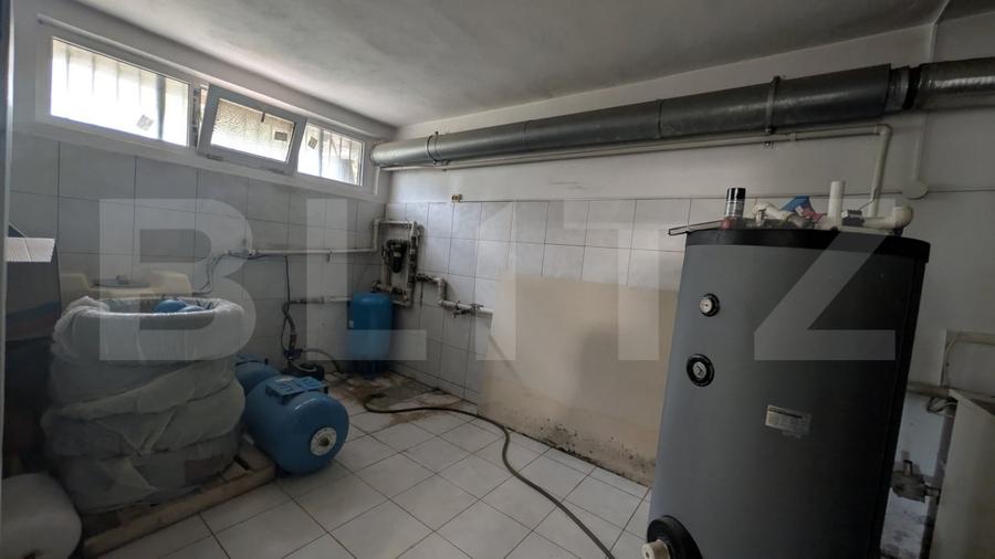 Casă individuală cu 10 camere cu Canalizare în Ana Ipătescu