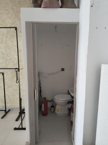 Spațiu comercial, de 22 mp, în Central