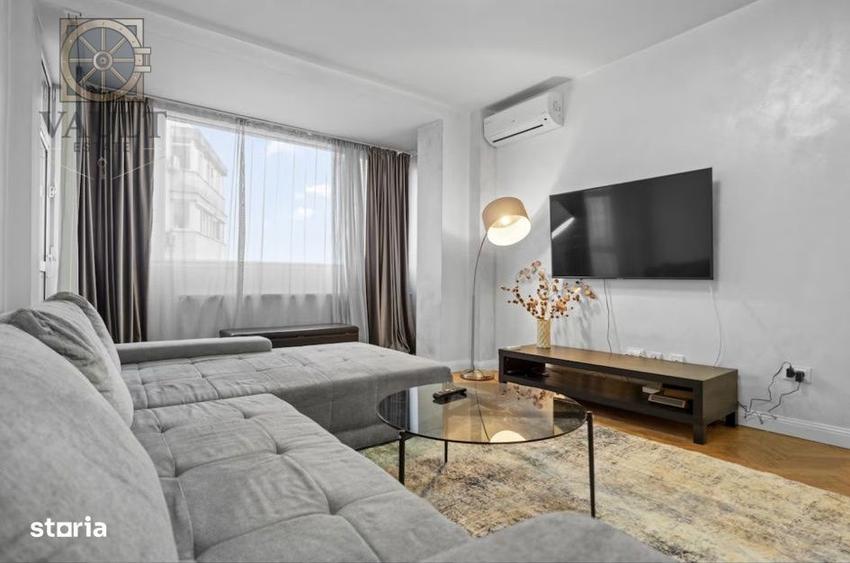 Apartament cu 3 camere semidecomandat, mobilat în Tei