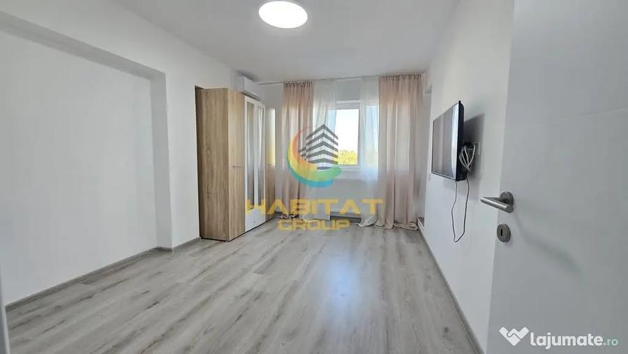 Garsonieră decomandată în Central