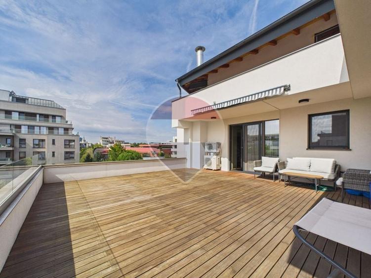 Apartament cu 4 camere decomandat, mobilat în Herăstrău