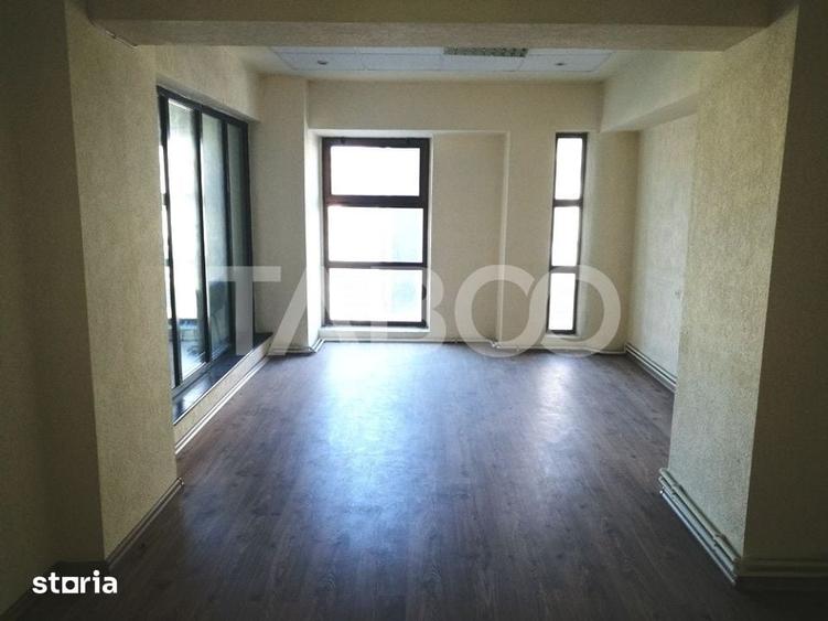 Spațiu comercial, de 268 mp, în Terezian