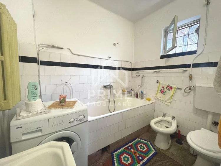 Casă cu 4 camere cu Teren 252 Mp în Central