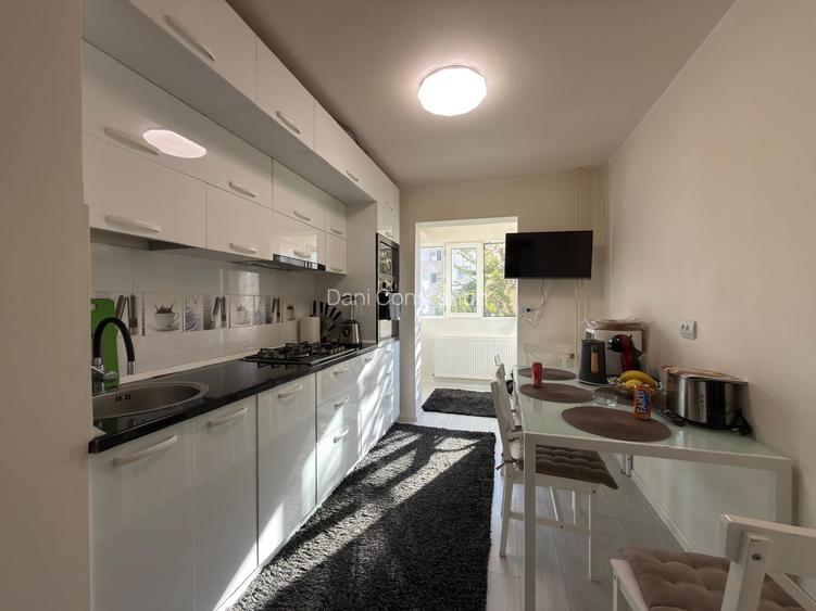 Apartament 3 camere zona Fizicienilor, etaj 5, bloc din 1983, str. Istriei 25