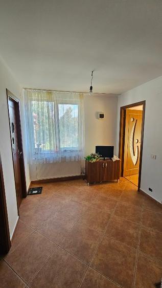 Casă individuală cu 4 camere cu Teren 265 Mp în Central