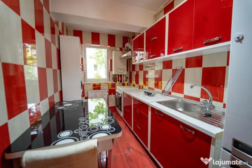 Apartament cu 2 camere decomandat în Central