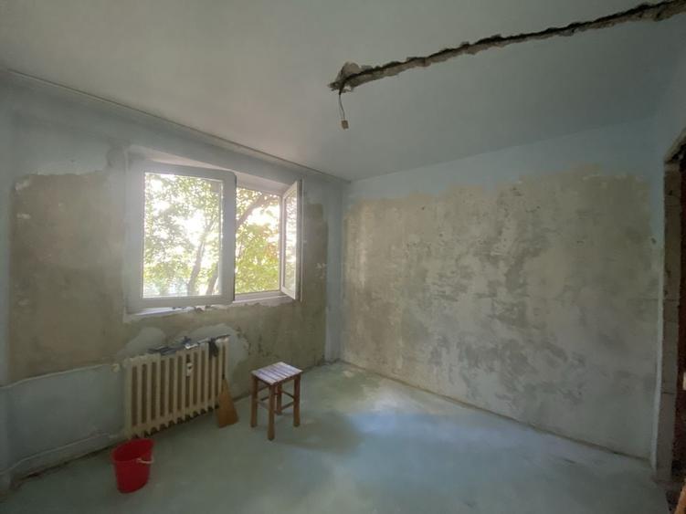 Apartament cu 2 camere semidecomandat în Drumul Taberei