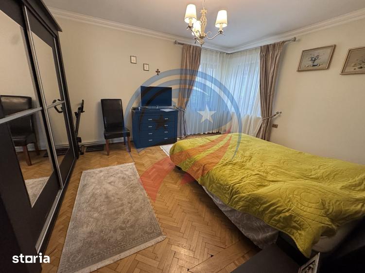 Casă cu 6 camere cu Teren 380 Mp în Brazda lui Novac