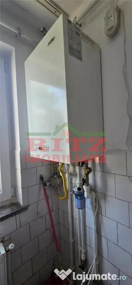 Apartament cu 3 camere nedecomandat în Central