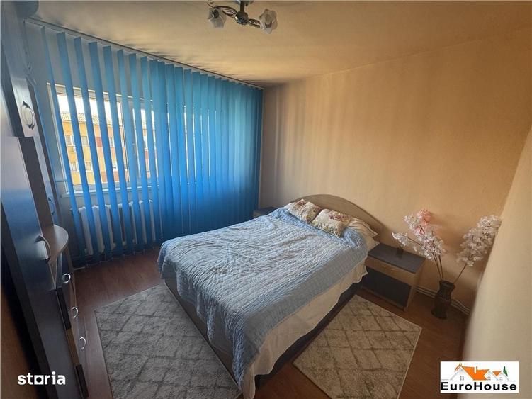 Apartament cu 2 camere decomandat în Ampoi 3