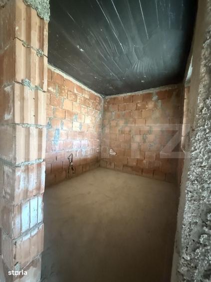 Casă cu 3 camere în Toculești