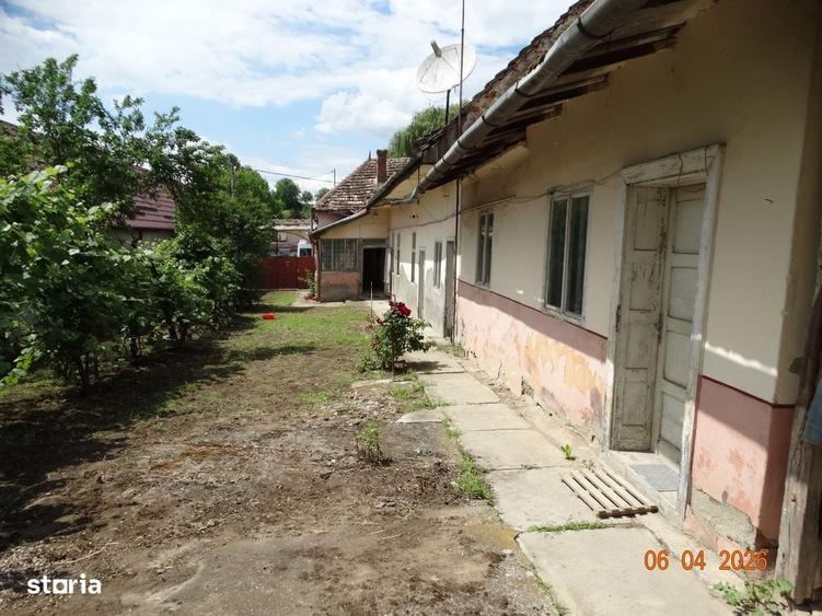 Casă cu 4 camere în Jidvei