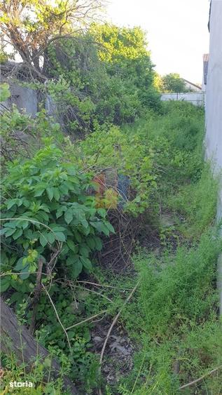 Casă cu 6 camere cu Teren 554 Mp în Vest
