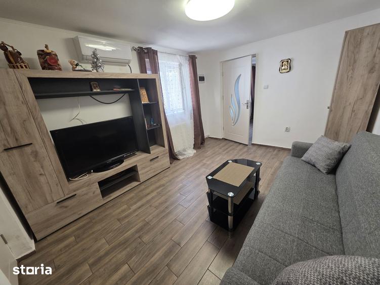 Casă cu 3 camere cu Teren 250 Mp în Central