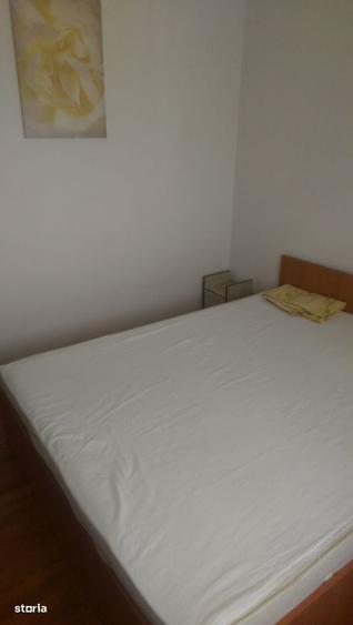 Apartament cu 3 camere în Rahova