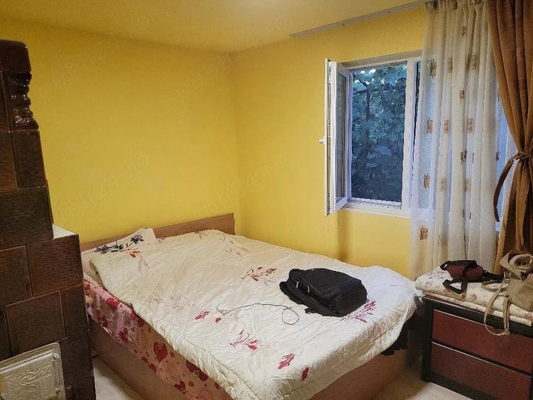 Casă cu 6 camere cu Teren 950 Mp în Glodeanu-Siliștea