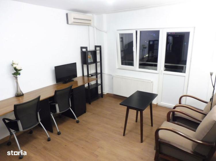 Apartament cu 2 camere decomandat în Romană