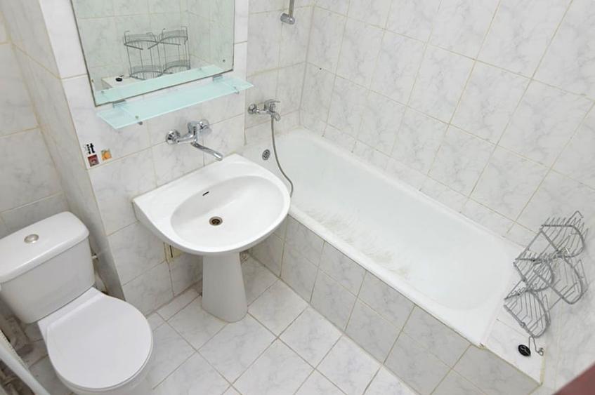 Apartament cu 3 camere decomandat, mobilat în Unirii