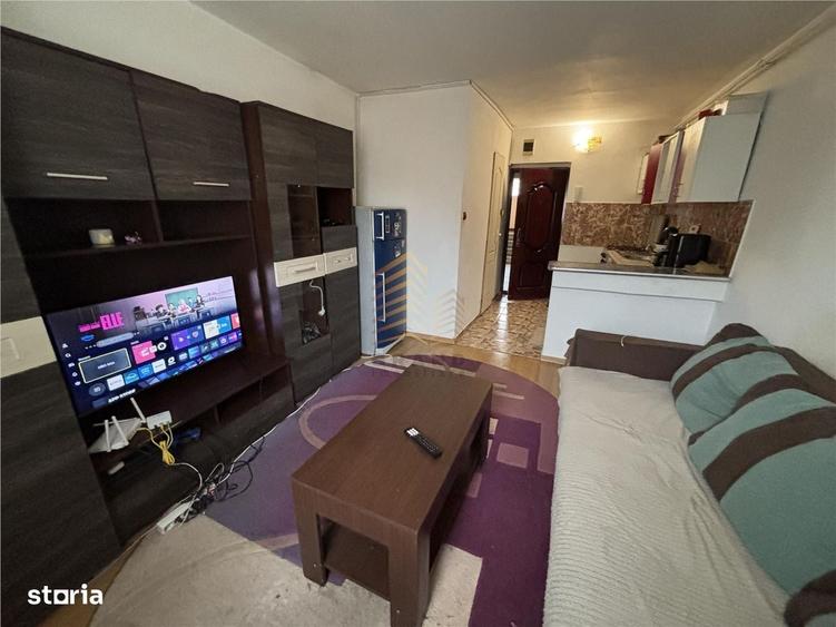 Garsonieră decomandată în Ciupercenii Noi
