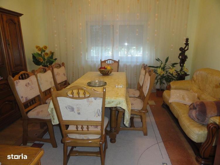 Casă cu 4 camere cu Teren 1278 Mp în Micălaca