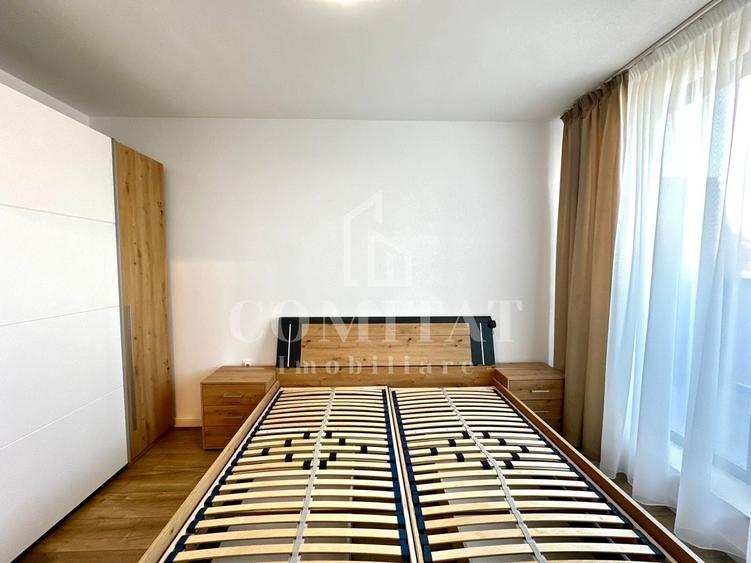 Apartament cu 3 camere semidecomandat, mobilat în Someșeni