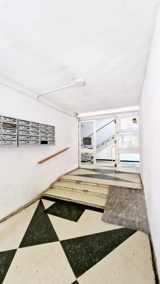 Apartament cu 2 camere semidecomandat, mobilat în P-ța Muncii