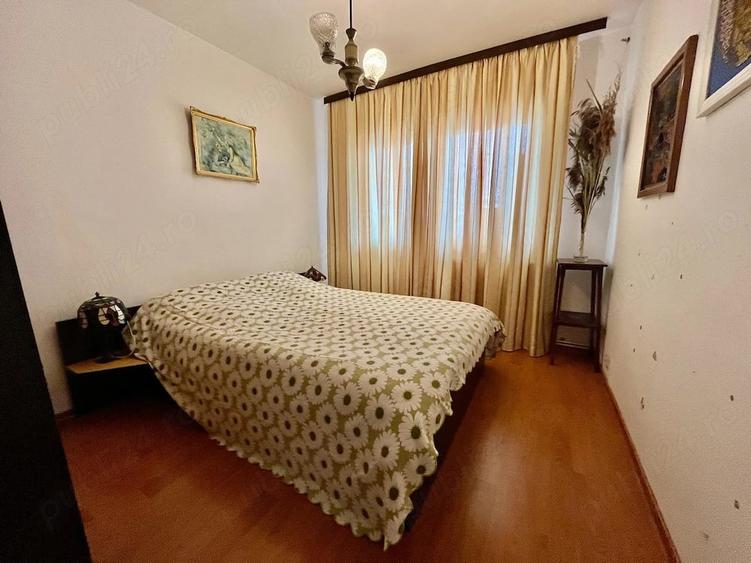 Apartament cu 3 camere decomandat în Mioriței