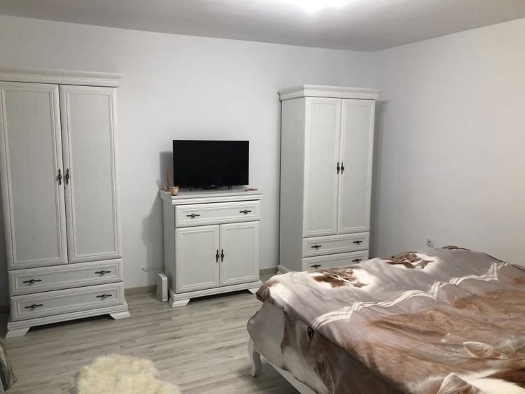 Casă individuală cu 2 camere cu Canalizare în Ultracentral