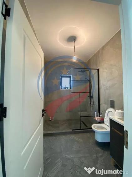 Casă cu 4 camere cu Teren 350 Mp în Central