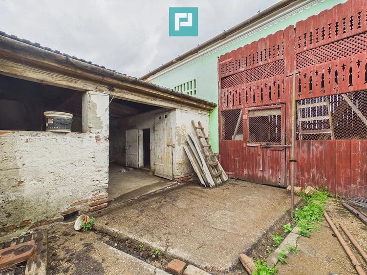 Casă cu 3 camere cu Teren 1048 Mp în Aradul Nou