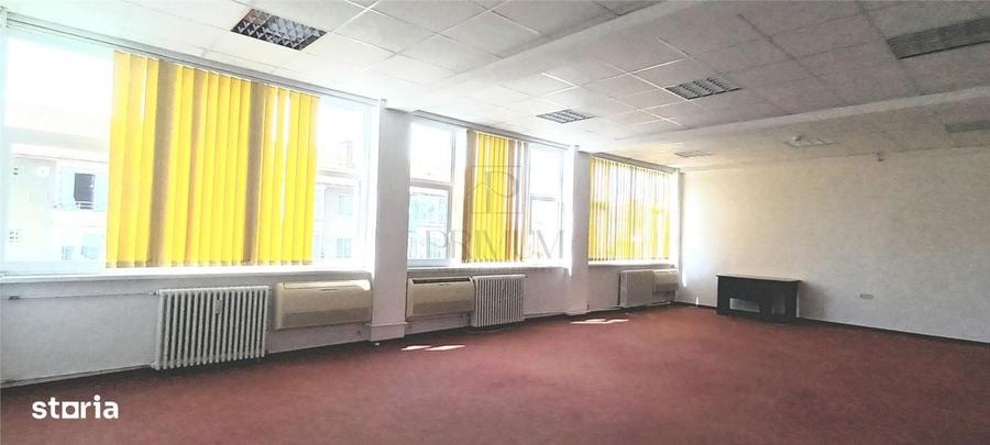 Spațiu comercial, de 135 mp, în Central