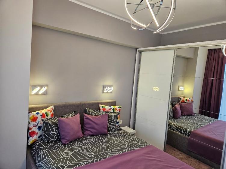 Apartament cu 2 camere decomandat, mobilat în Central