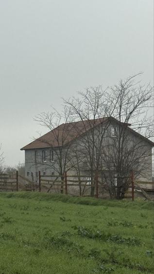 Casă cu 4 camere în Valu lui Traian