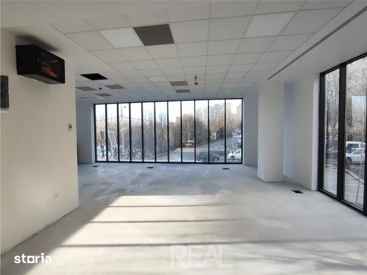 Spațiu comercial, de 1,000 mp, în Pantelimon