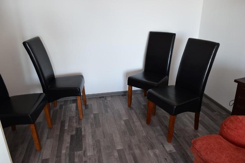 Apartament cu 2 camere decomandat, mobilat în Tractorul