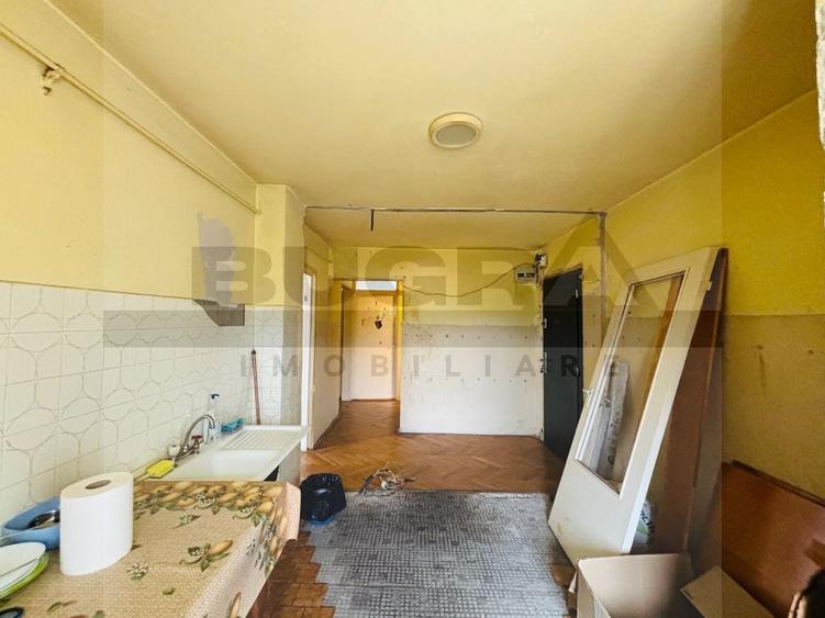 Apartament cu 3 camere decomandat în Zorilor