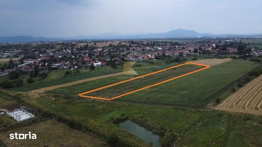 Teren de 20000 mp, în Bod