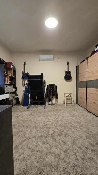 Casă cu 3 camere cu Teren 1550 Mp în Central