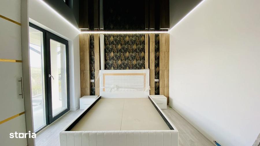 Casă cu 4 camere cu Teren 375 Mp în Păcurari