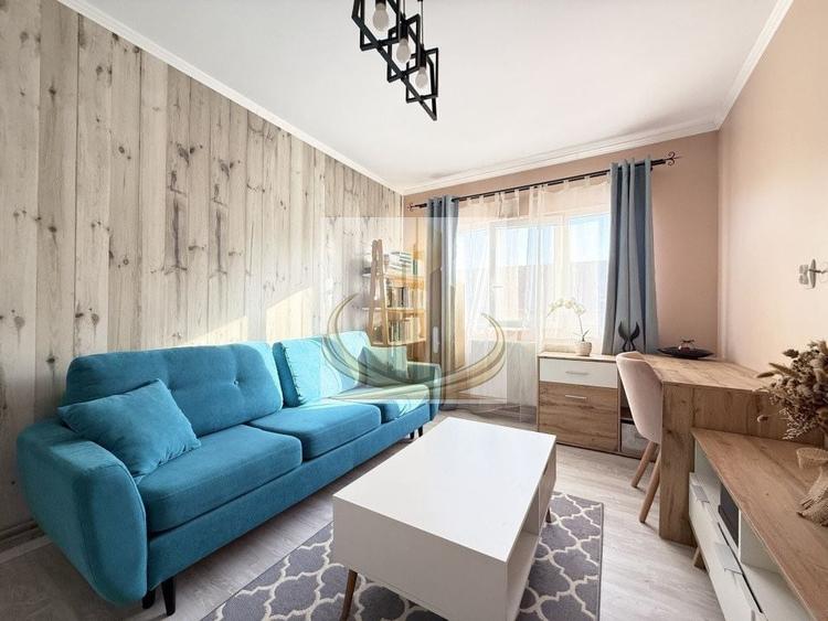 Apartament cu 3 camere decomandat, mobilat în Dâmbovița