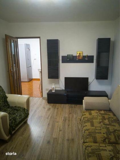 Inchiriez Apartament 2 camere decomandat /49 mp /metrou Nicolae G. - 1