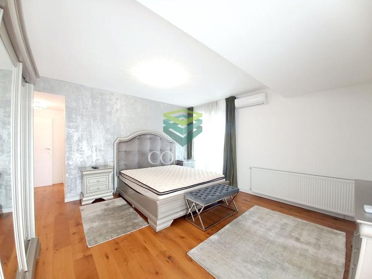Apartament cu 4 camere decomandat, mobilat în Băneasa