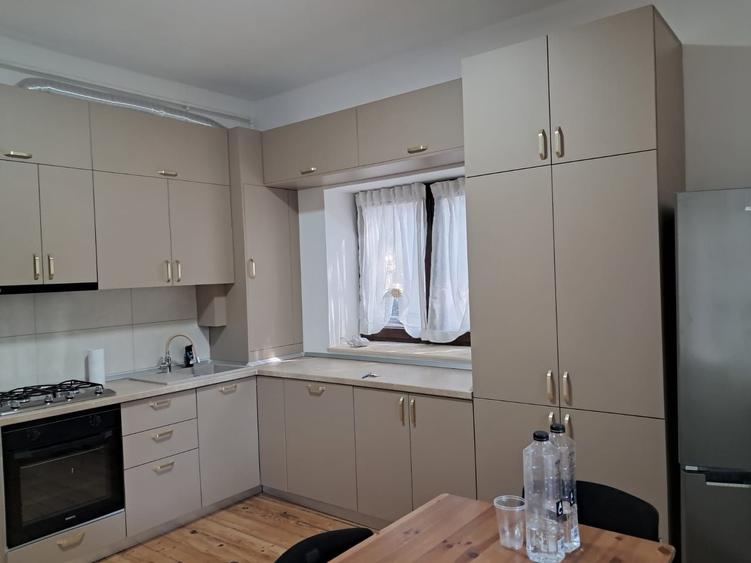 Apartament cu 2 camere decomandat în Giurgiului