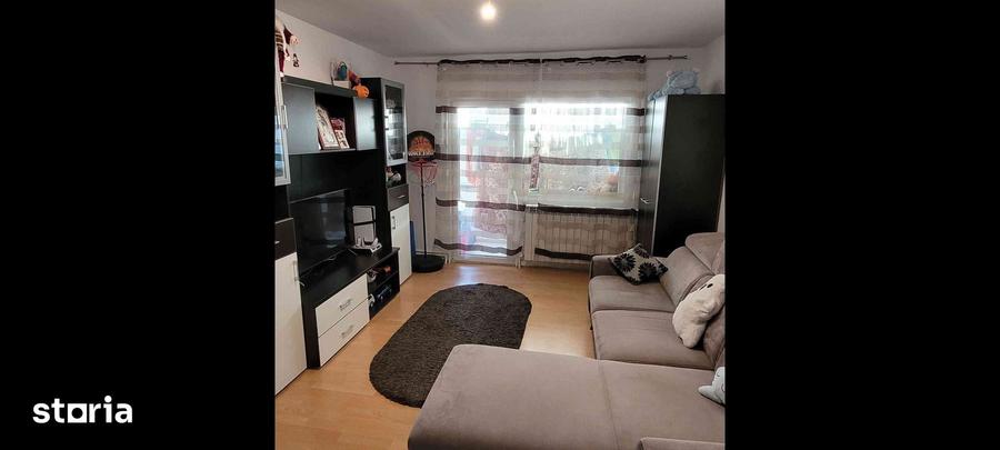 Apartament cu 2 camere în Republicii