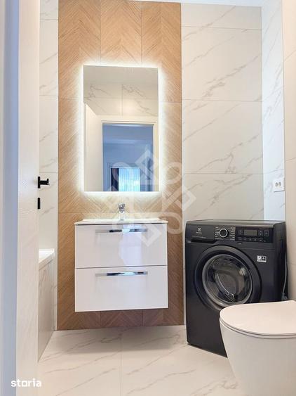 Apartament cu 3 camere decomandat în Seleuș