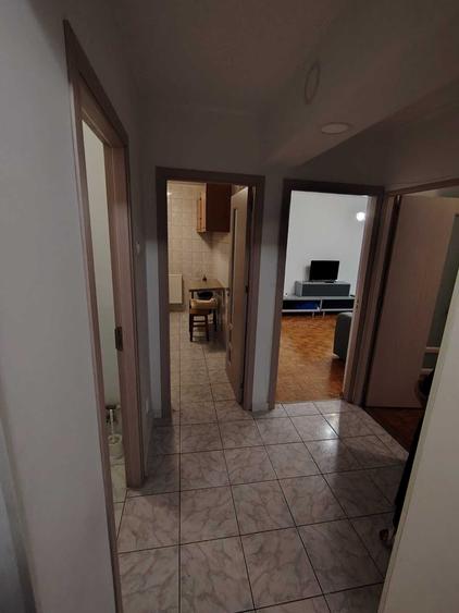 Apartament cu 2 camere decomandat în Giurgiului