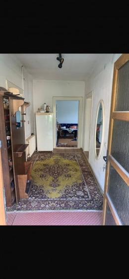 Casă cu 3 camere cu Teren 250 Mp în Calea Poplăcii