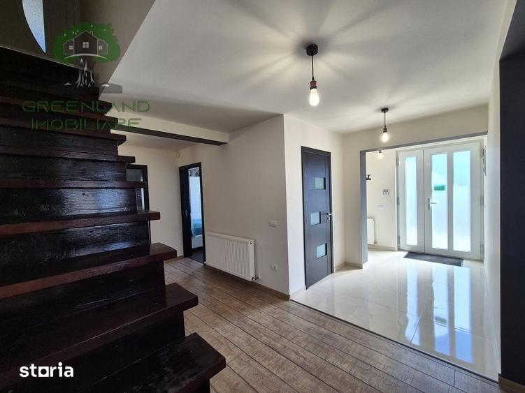 Casă cu 4 camere cu Teren 1430 Mp în Bucium